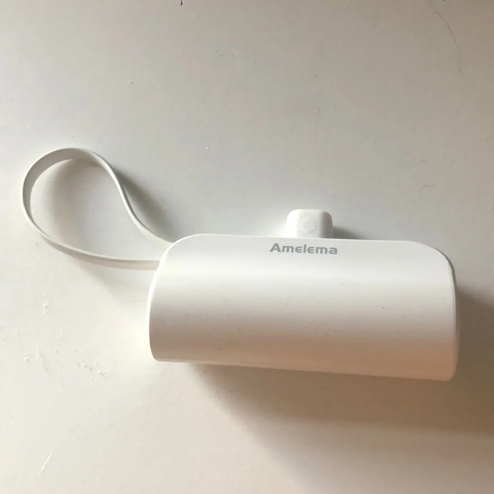 Amelema portable charger